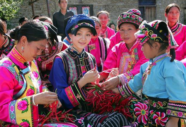 四川藏族网红小伙子丁真为什么火 藏族小伙丁真爆火(5)