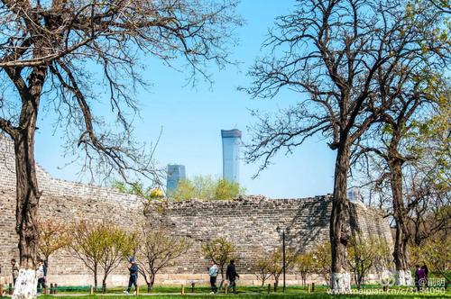 三、长治南城墙遗址公园