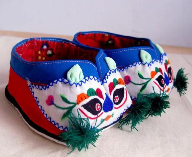 虎头鞋是该什么时候穿的（你穿过虎头鞋吗）(1)