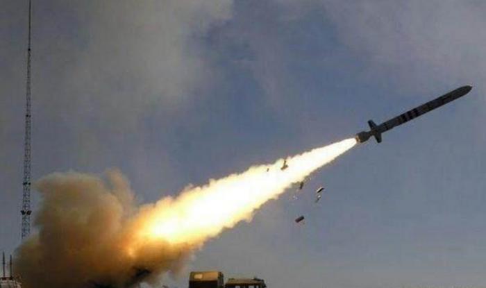 战斧巡航导弹弹体不大，为何能飞行这么远？