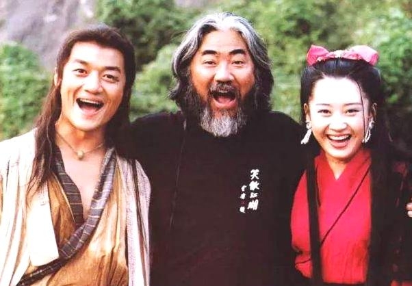 令狐冲最后跟谁在一起(原著令狐冲到底喜欢的是谁)