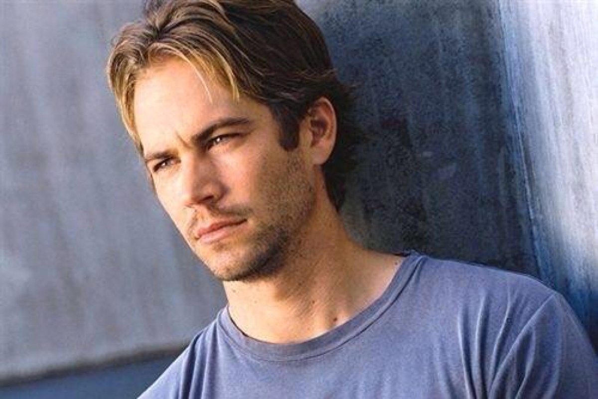 保罗·沃克的车祸始末 事故原因令人唏嘘 兄弟范·迪塞尔伤心惋惜