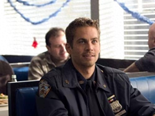 保罗·沃克的车祸始末 事故原因令人唏嘘 兄弟范·迪塞尔伤心惋惜