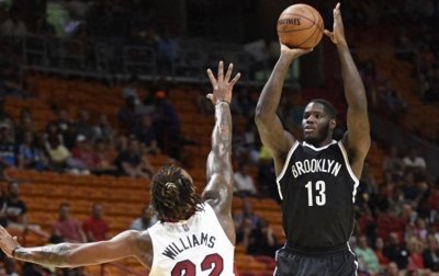 ​本内特又被裁！那届选秀重排：字母哥状元无疑，迈科勒姆升至榜眼