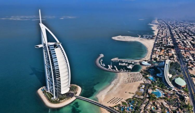 迪拜高楼底层面积是多少