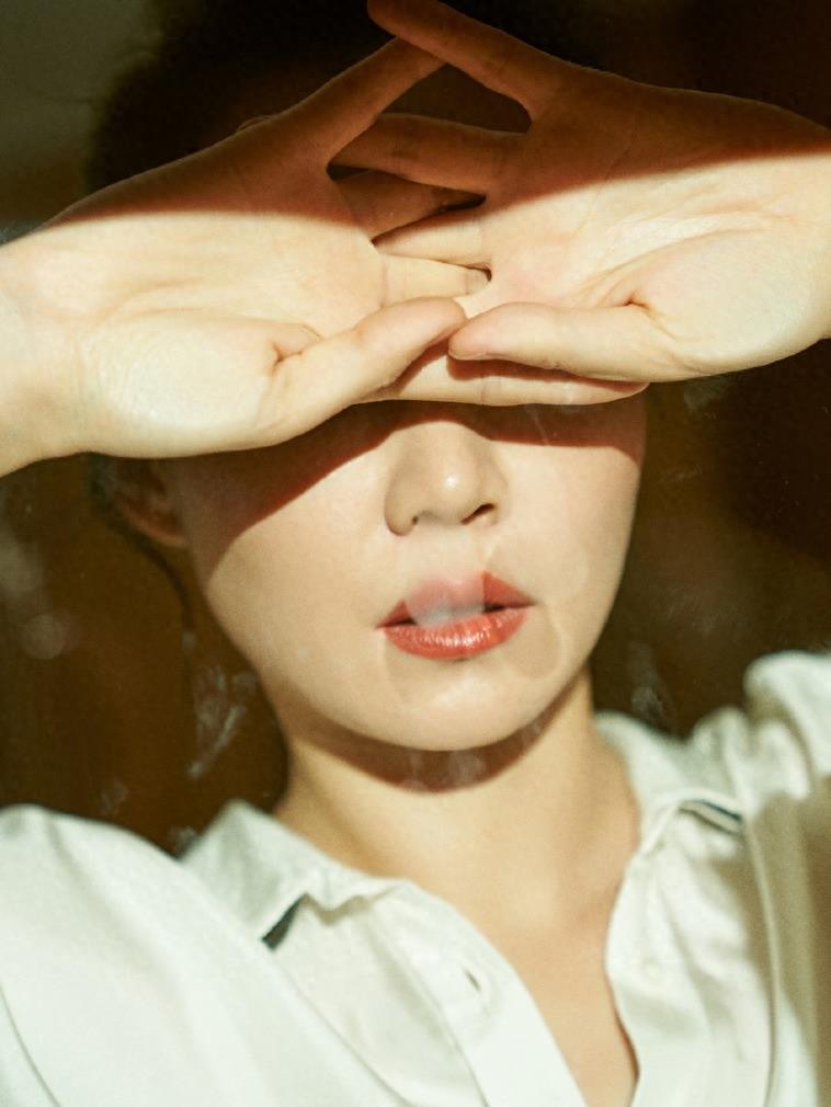 《我不是药神》女主角私照 竟是如此的性感