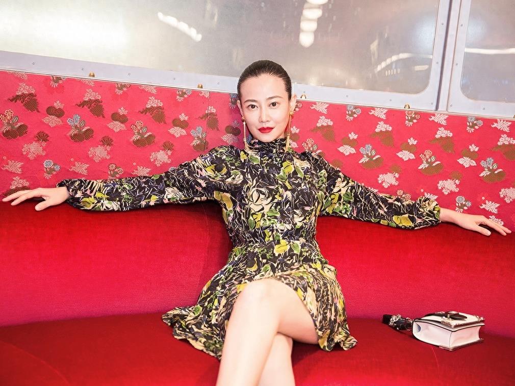 《我不是药神》女主角私照 竟是如此的性感