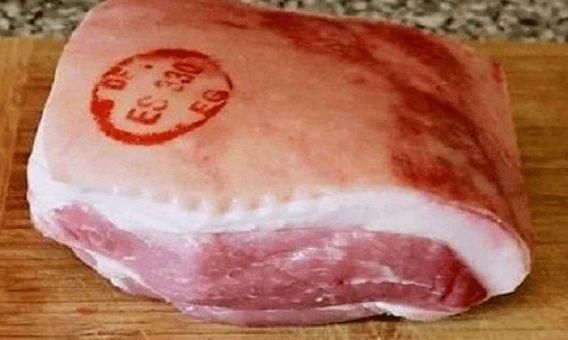 猪肉皮上的蓝色印章可以吃吗