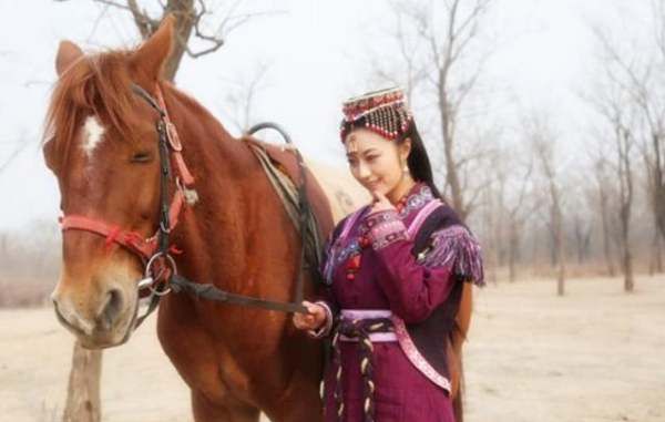 拍马屁的由来典故,拍马屁这个词是怎么来的图6