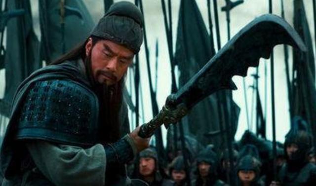 关羽看得上的人很少，除了兄弟，有四人例外