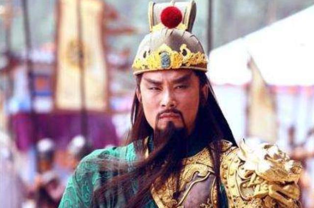 关羽看得上的人很少，除了兄弟，有四人例外