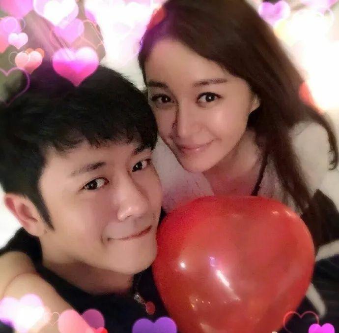 《倚天》中杨逍与赵露思演情侣，相差18岁画风与陈建斌一样油腻