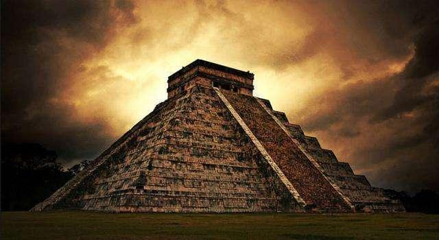 玛雅人的五大预言是否真实，我们现在是不是活在四维空间？