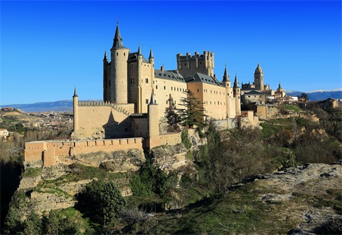 十座最美丽的城堡，置身童话世界，承载着童年美梦