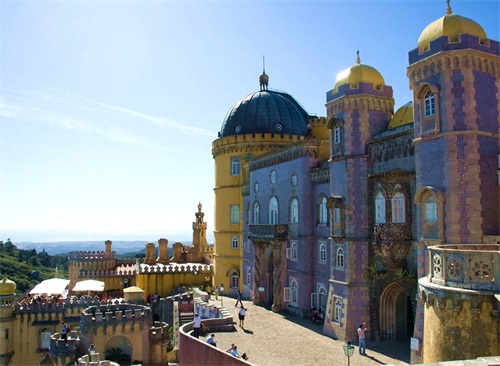 十座最美丽的城堡，置身童话世界，承载着童年美梦