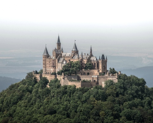 十座最美丽的城堡，置身童话世界，承载着童年美梦