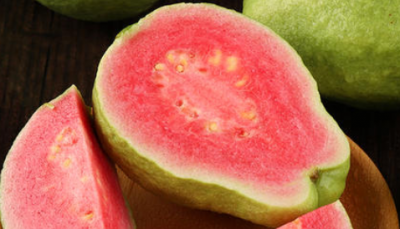 ​芭乐有红肉的,红心芭乐有什么功效与作用及禁忌