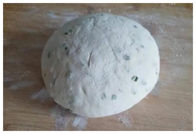 葱花千层饼掌握这个做法，做出的千层饼，外酥里嫩，层次分明