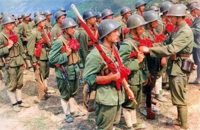 ​对越反击战：许世友与杨得志，东西线指挥风格大揭秘