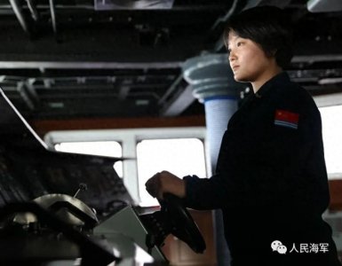 ​写下《感谢贫穷》、考北大、开航母，这个河北女孩的热血故事未完待续