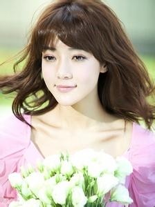 《爱情公寓》里的唐悠悠，原来整容前竟长这样