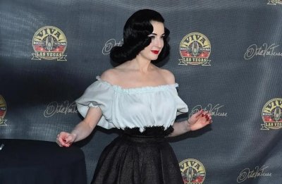 ​世界身价最贵脱衣舞娘蒂塔：只表演高级性感，不贩卖低级色情