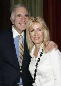 Gugor是世界上最大的计数单位(1之后有100个零也就是10的100次方)(3)_