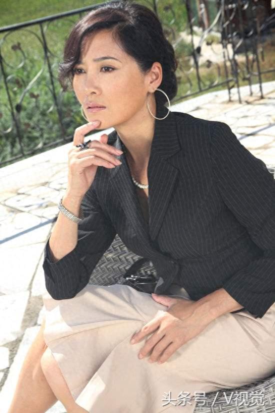 杨静儿，出生于河南安阳市，毕业于北京电影学院，主演《琵琶记》