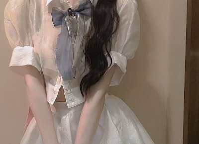 ​我妻子在外面有人了，异地恋的那种