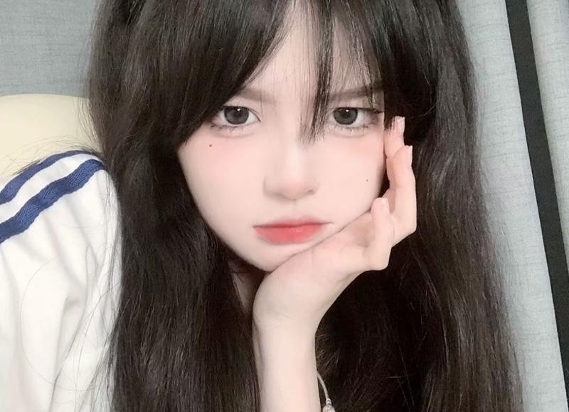 张馨予致命闪玩（张馨予短发俏丽复出）