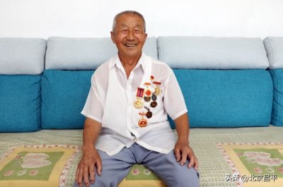 ​“永不消逝的电波”！听92岁无线电报务员王怀讲述抗美援朝的故事