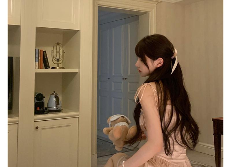 焦俊艳和焦恩俊（她与焦恩俊是什么关系会是父女吗）