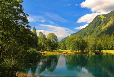 ​许仙和白娘子的故事介绍