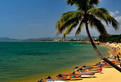 ​杨家将故事中的“八贤王”是谁？